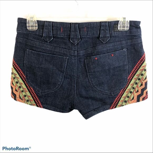 BDG Dark Wash Jean Shorts with‎ Embroidery 26 - Picture 9 of 9